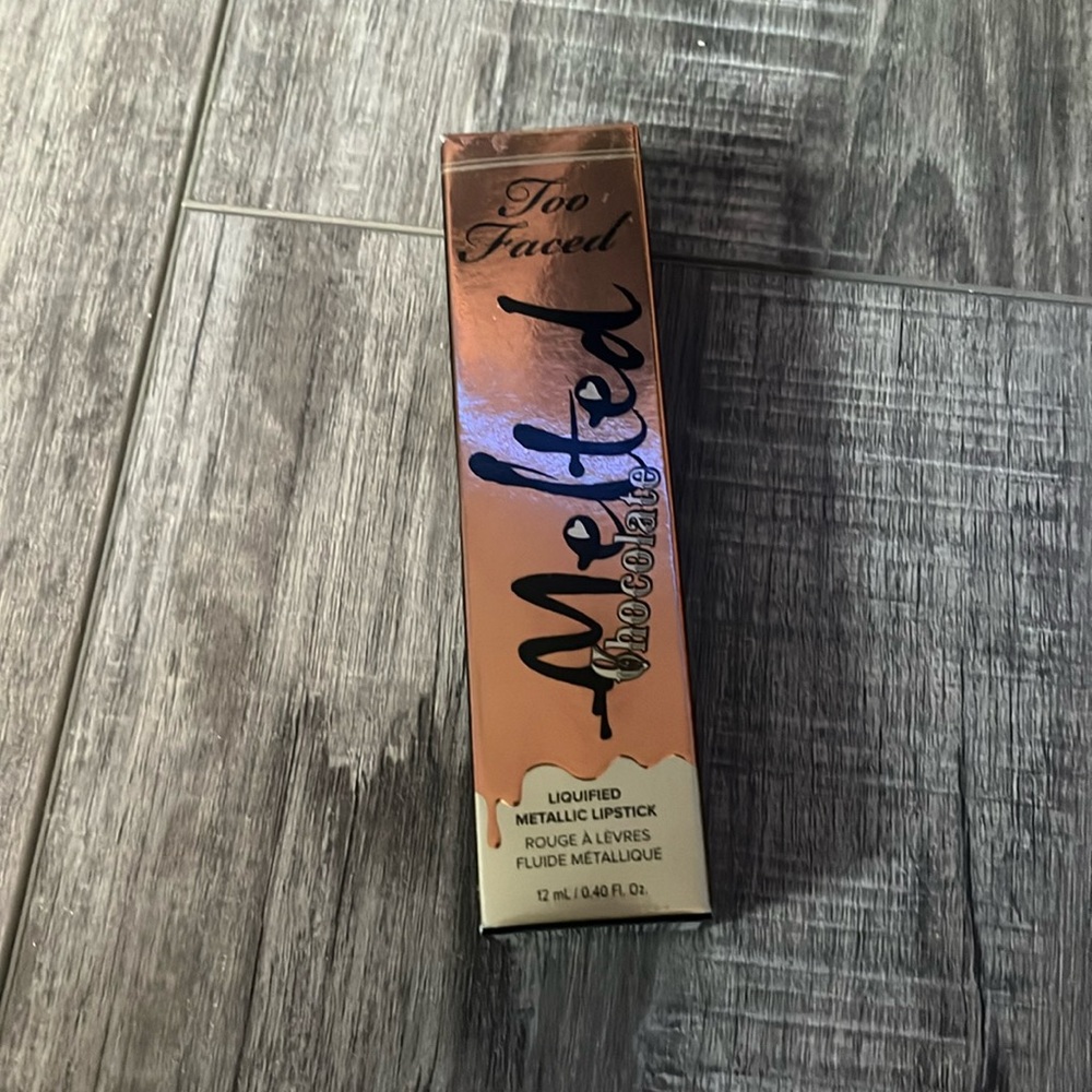 Liquified metallic lipstick - Too Faced